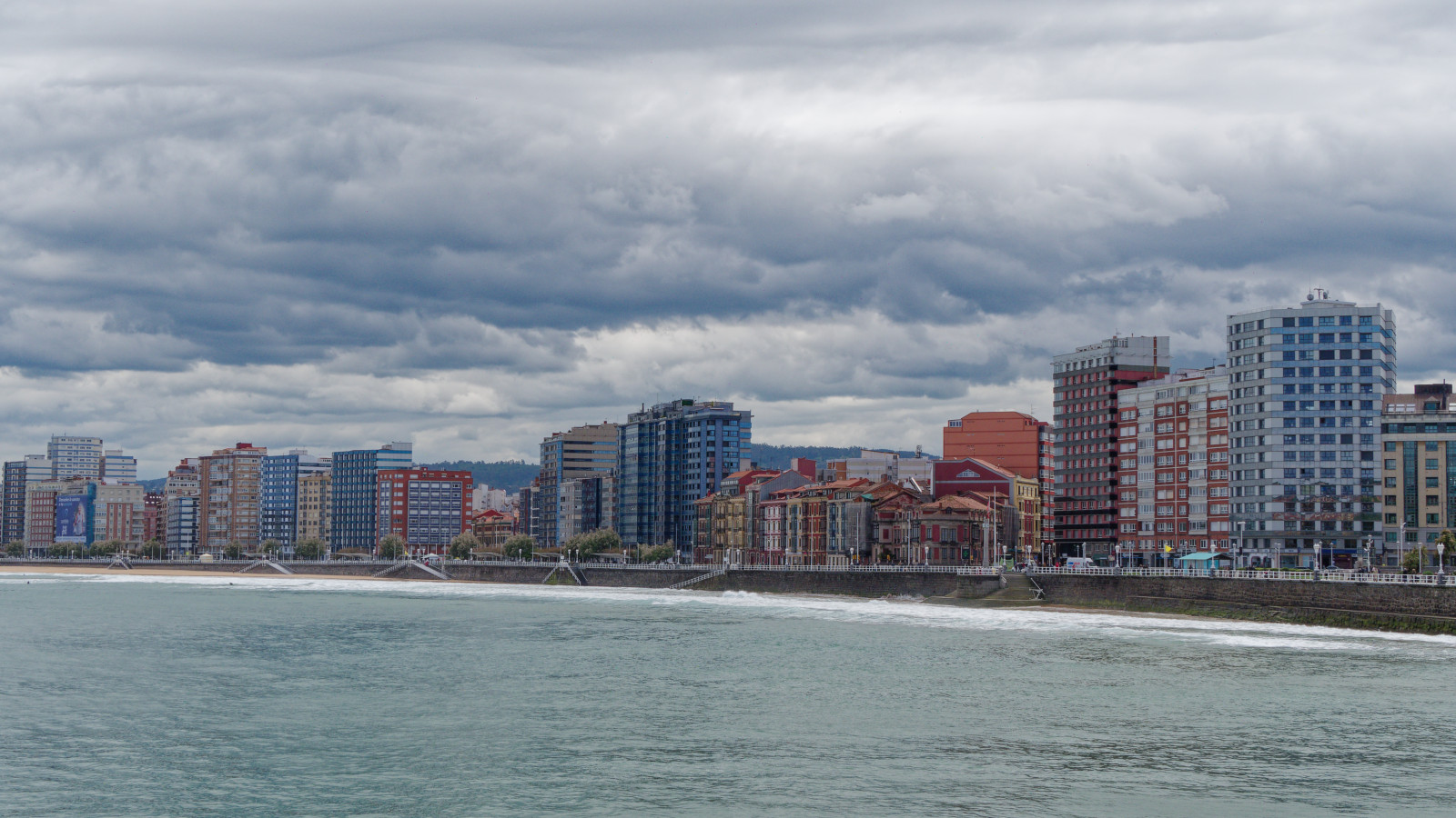 The coast, Gijon
