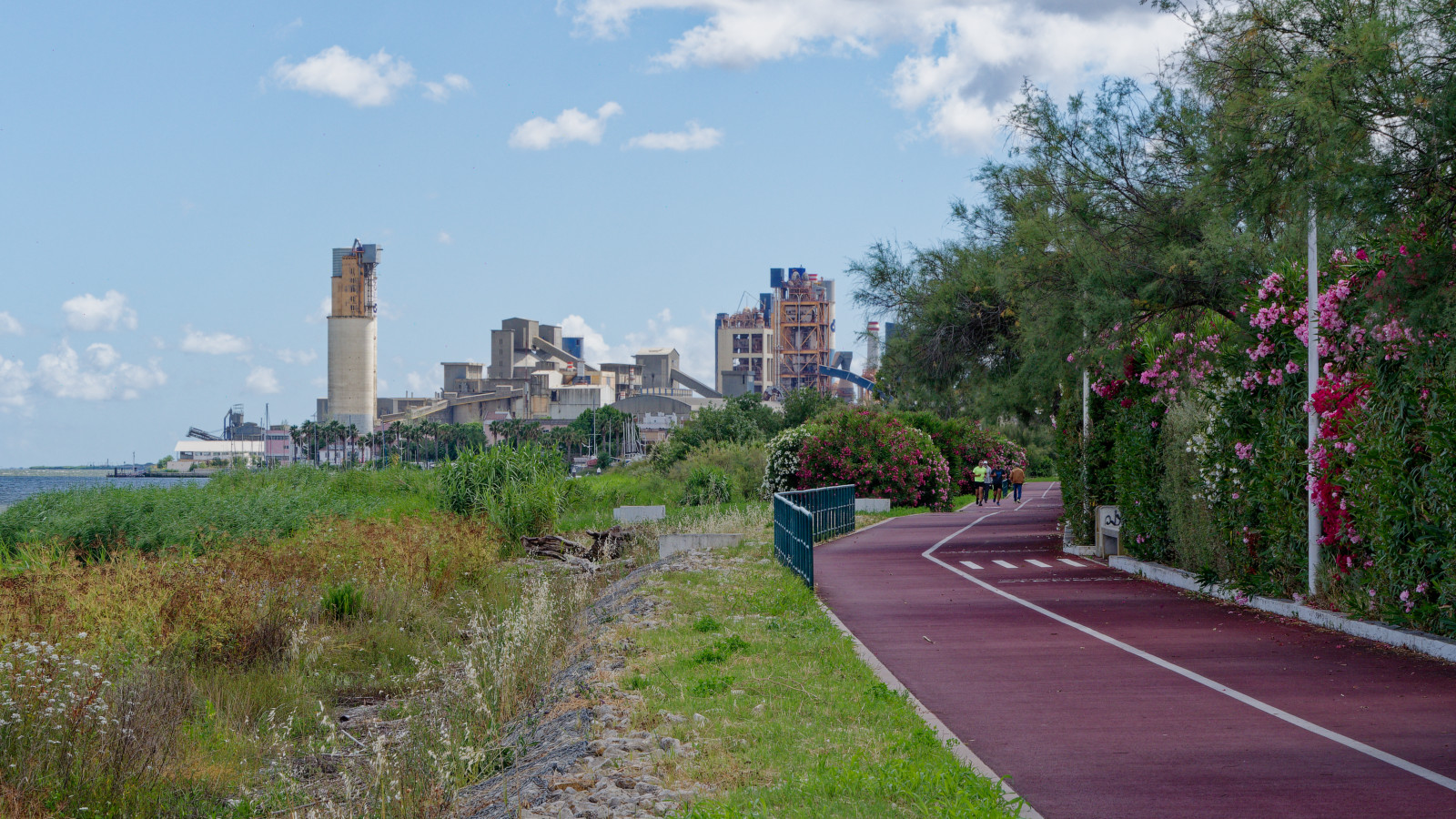 bike path out of Lisbon