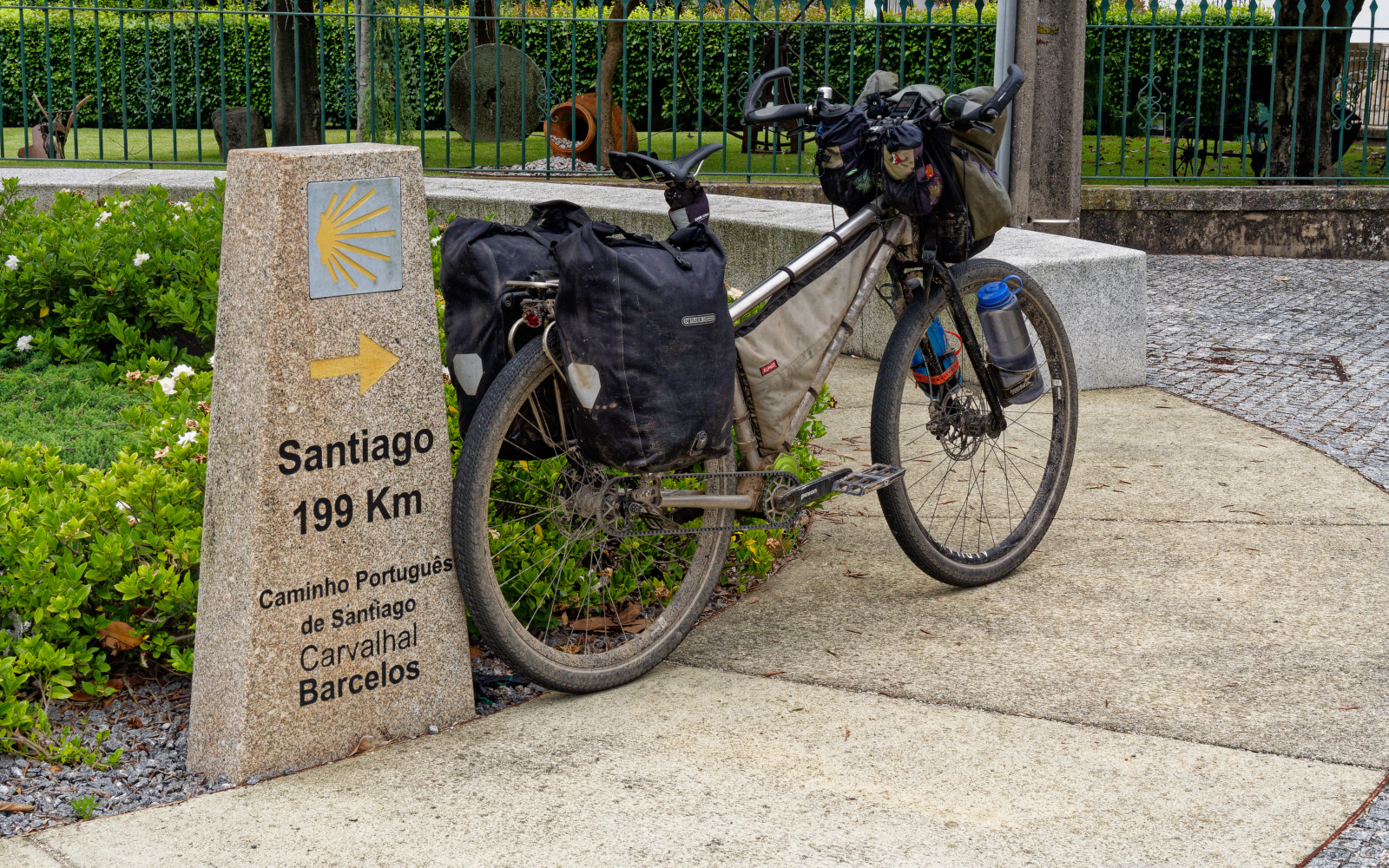 Camino marker