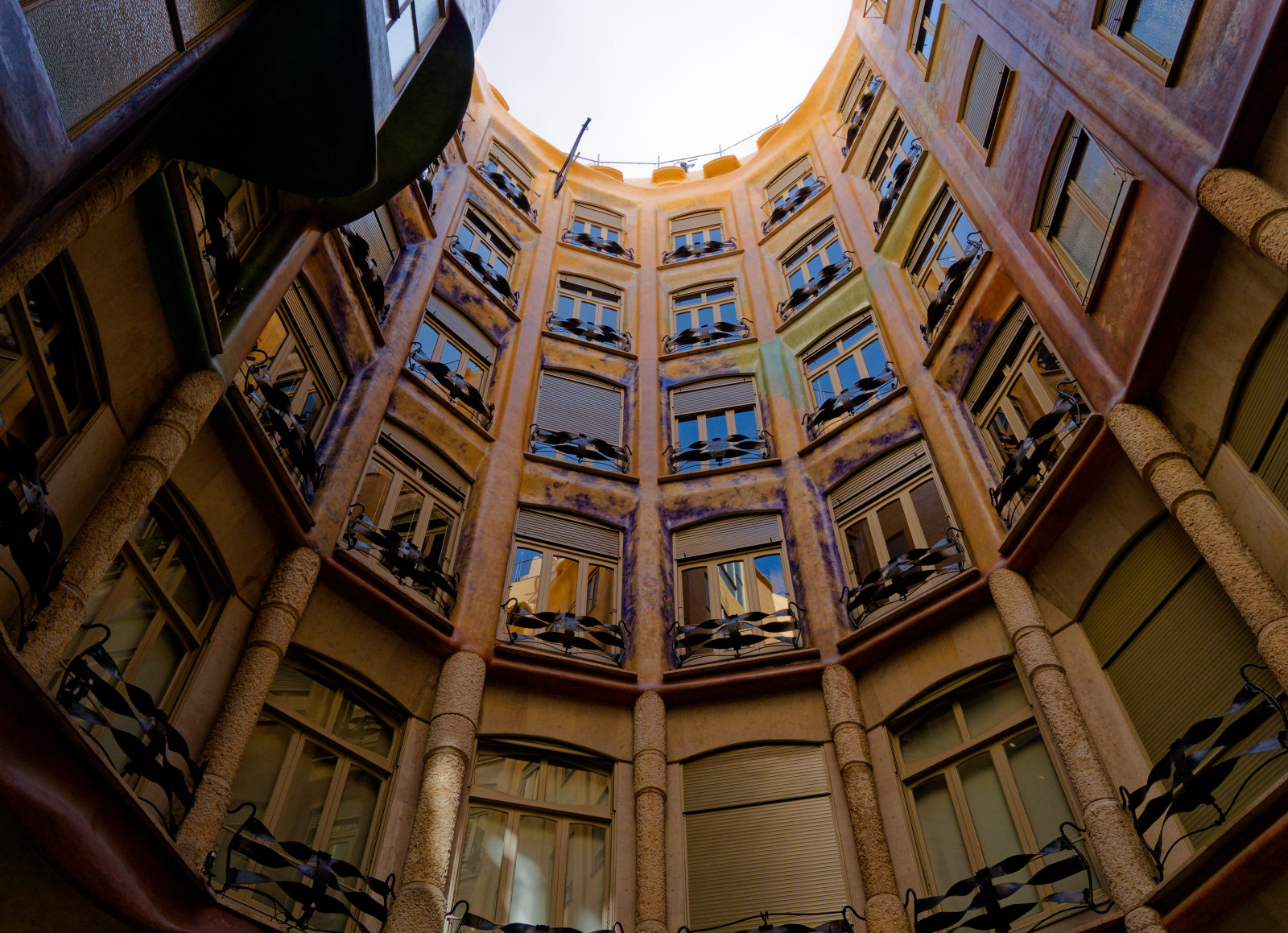 barcelona gaudi architecture